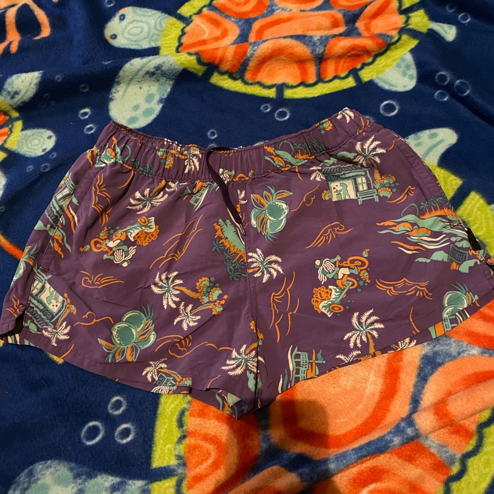 Patagonia Purple Tropical taco truck Print Women's Shorts
